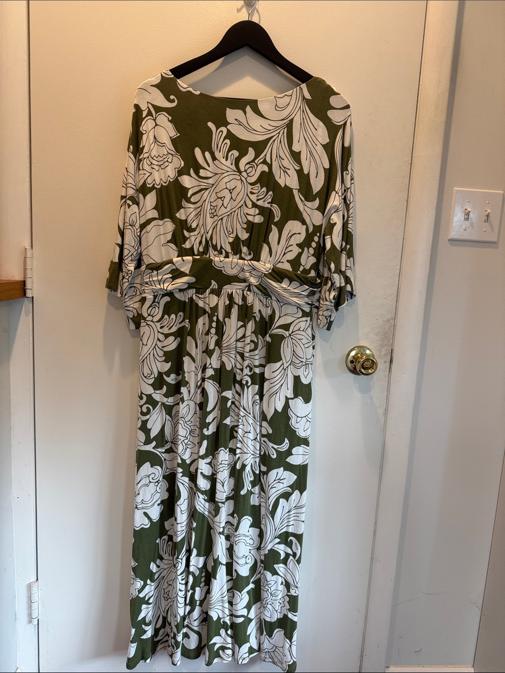 Boden Olive Green & White Floral Maxi Dress with Cinched Waist